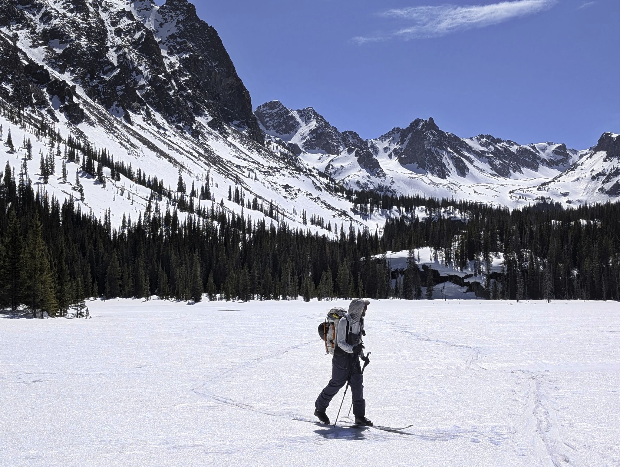 Snow hail ski 37