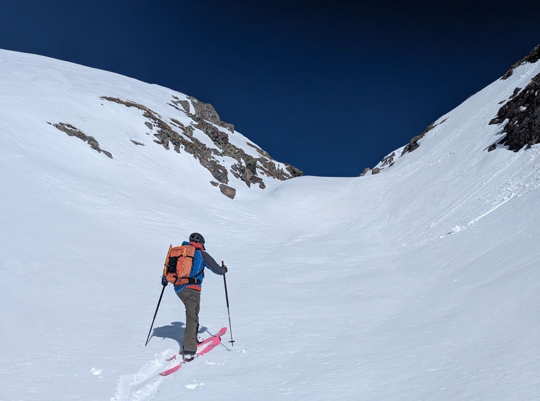 T7 southeast gully ski 08