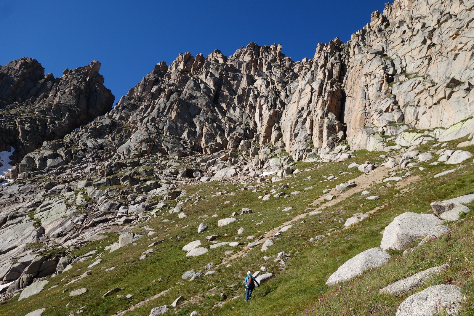 Jagged mountain 1 04